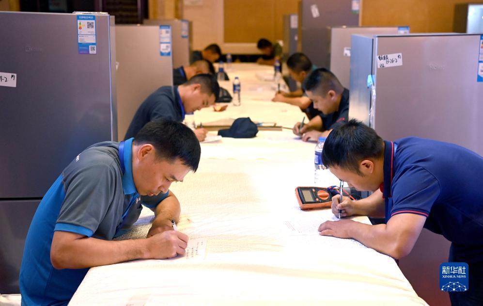 乐乐大作战水果777玩法教程